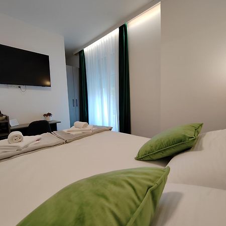 Rooms Lidija ซาเกร็บ ภายนอก รูปภาพ